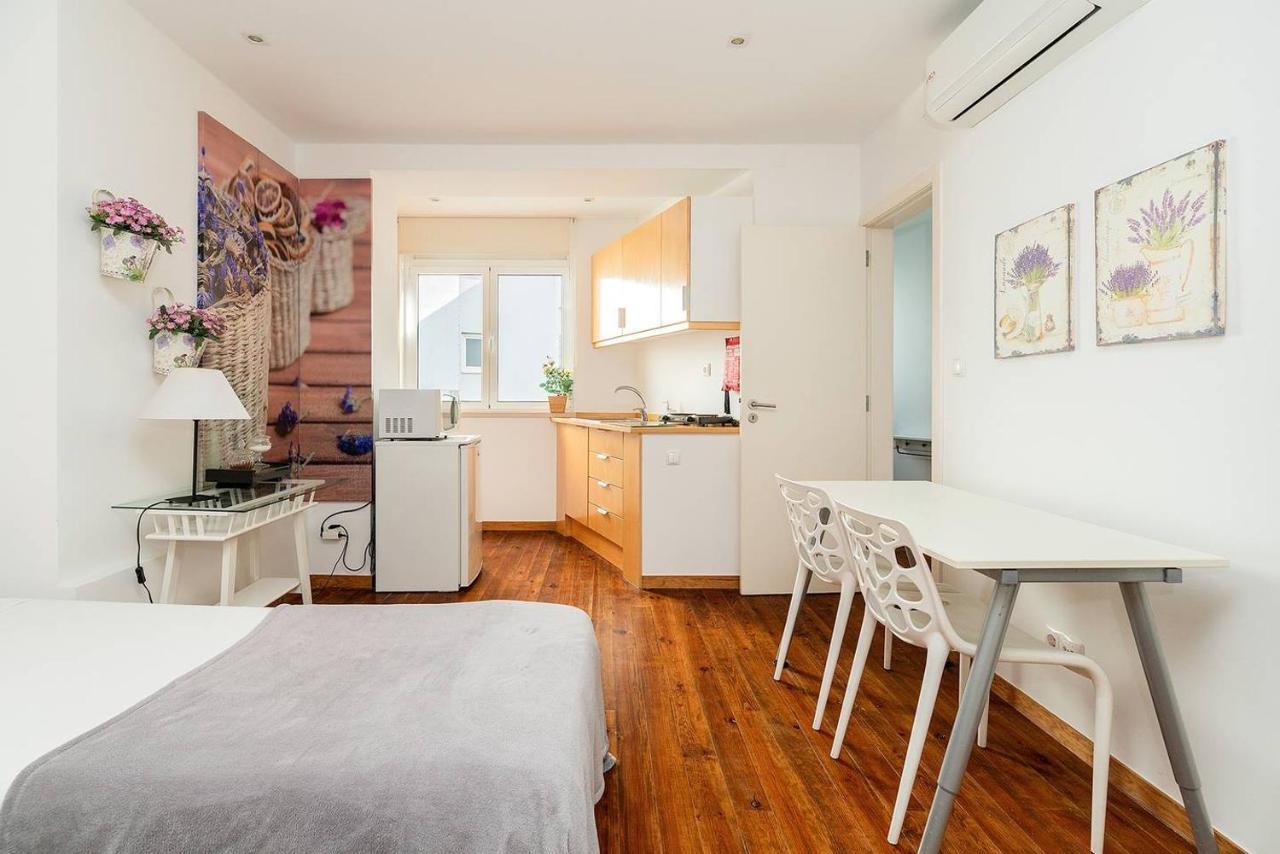 Renovated Apartments In Central Lisbon Bagian luar foto