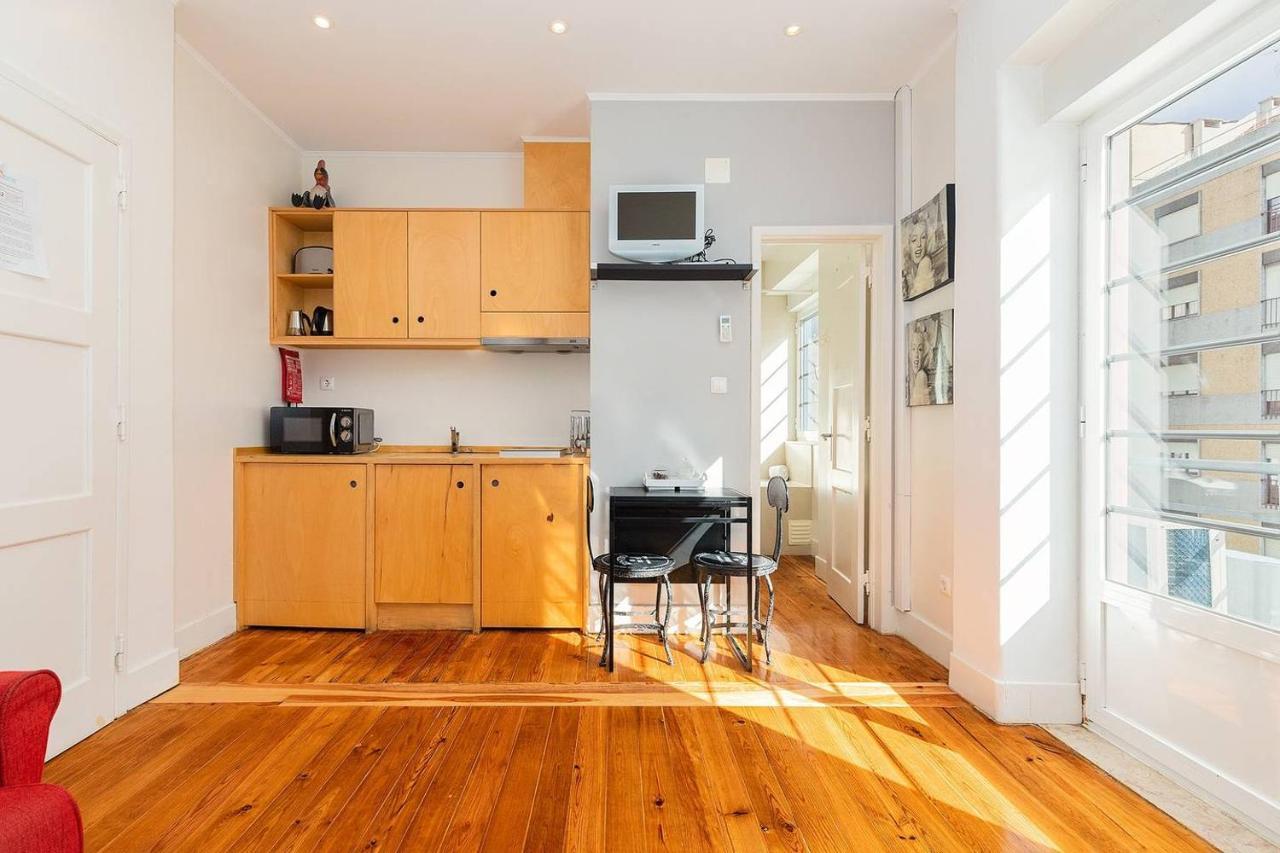 Renovated Apartments In Central Lisbon Bagian luar foto